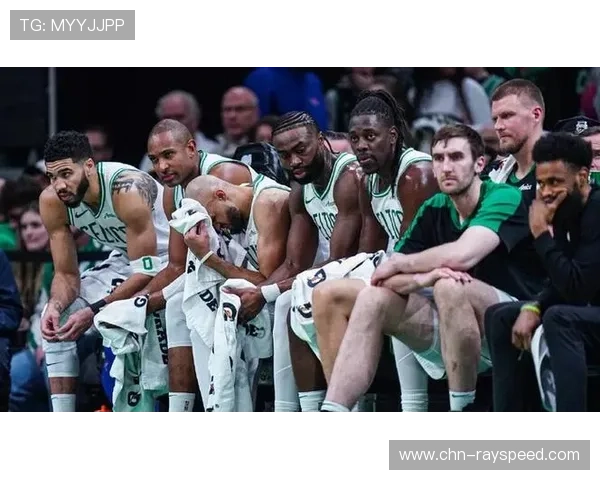 凯尔特人客场战篮网,杰伦-布朗率队冲击季后赛席位 凯尔特人客场战篮网,杰伦-布朗率队冲击季后赛席位